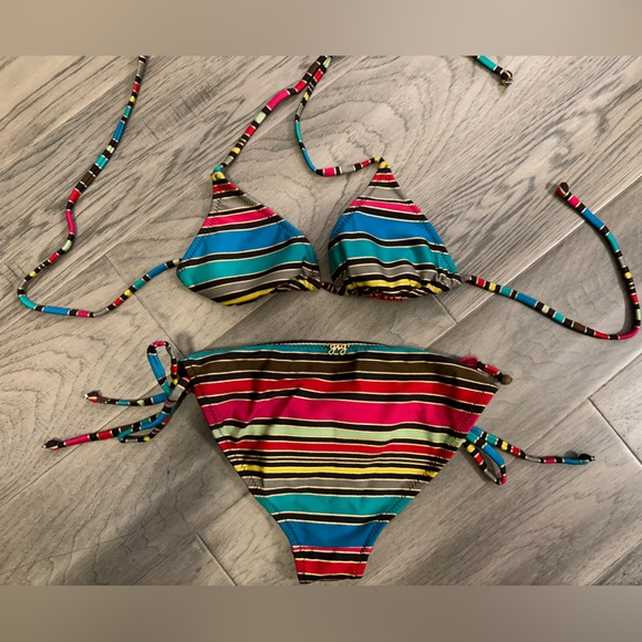Cute rainbow, bikini set with gold trim - Picture 2 of 4